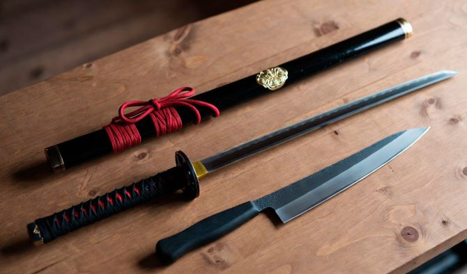 В Японии ножи родились из кузнечного искусства самурайских мечей.