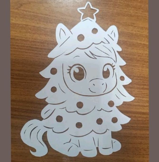 Вытынанки на год Лошади 2026: шаблоны для украшения окон 11