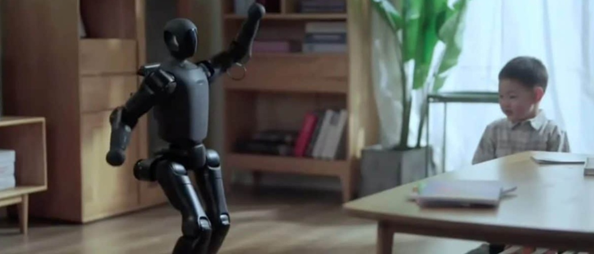 Китайские инженеры создали самого маленького робота, способного обучаться