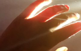 Lebende Menschen leuchten – Wissenschaftler machen einzigartige Entdeckung