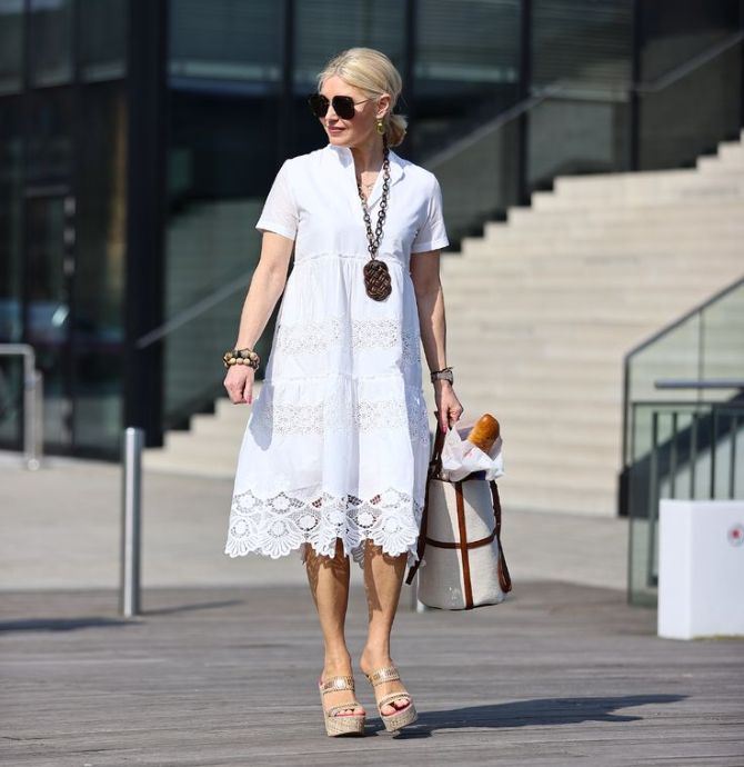 Цвета и фасоны одежды, которые добавляют годы — чего избегать 4