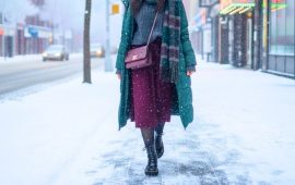 Как носить юбку зимой, чтоб выглядеть модно и не мерзнуть
