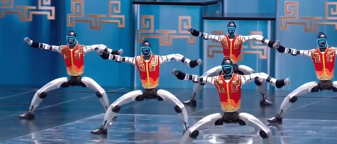 Chinesische humanoide Roboter traten bei der Frühlingsfestgala auf