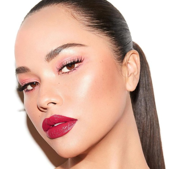 5 трендів у макіяжі губ на весну 2026 року 3