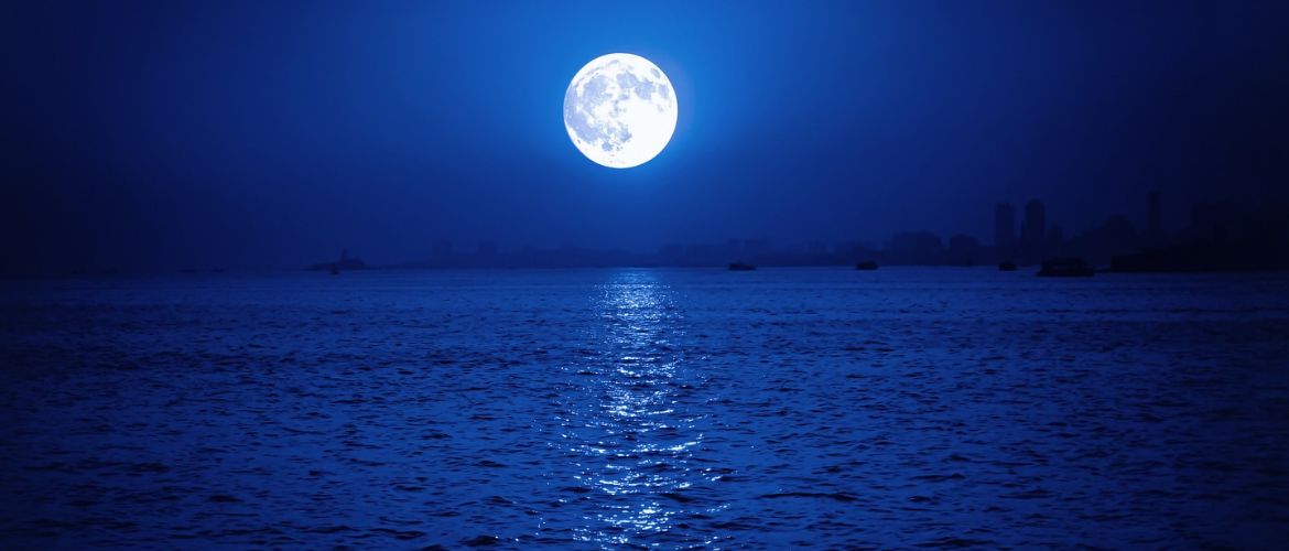 Полнолуние в марте 2026: Червячная Луна и редкое кровавое затмение Луны