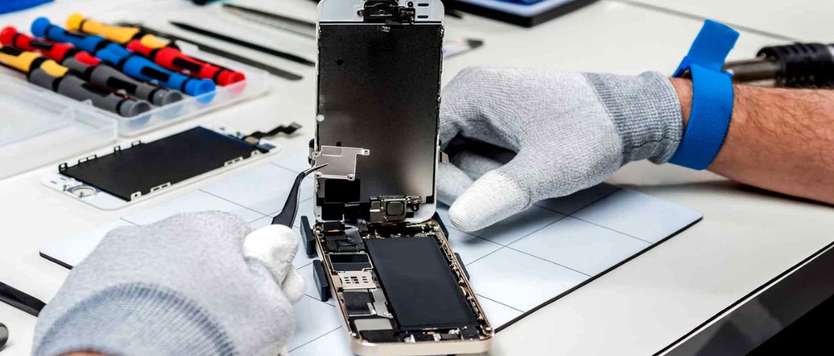 DoctorFix — сучасний сервісний центр Apple у Києві, який працює під час блекаутів