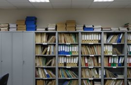 Коли документи важливіші за людей: офіс-архів і як з нього вибратись