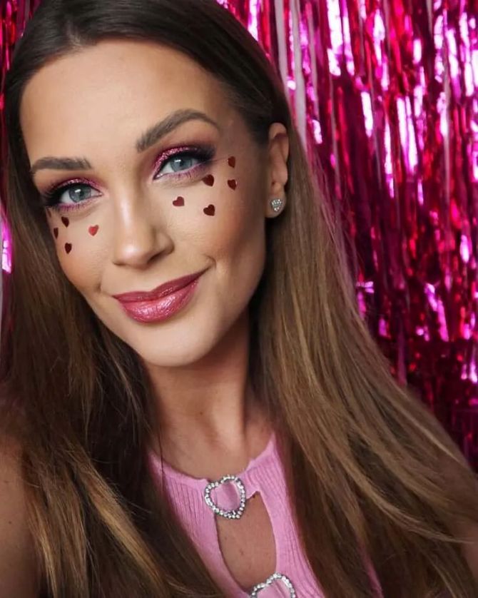 Макияж на День святого Валентина: смелые образы для свидания и фотосессии 9