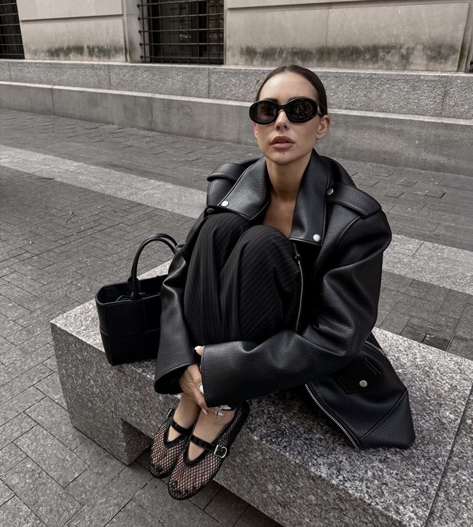 TOP 90s Shoes That Are Back in Style 11