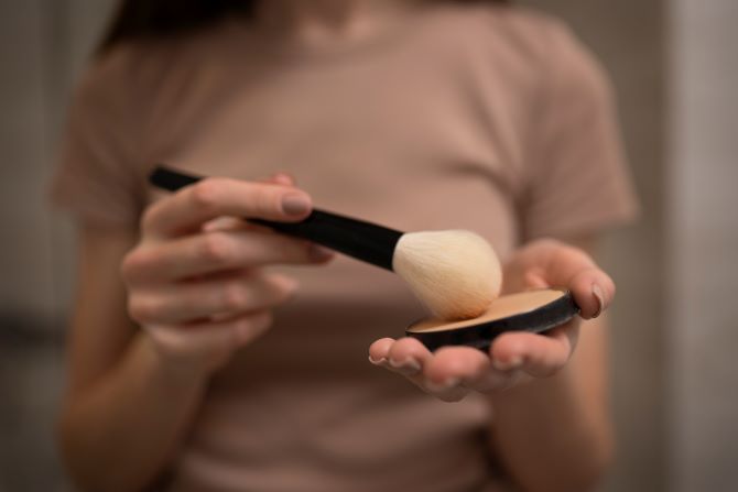 Почему тональный крем старит: главные ошибки макияжа 2