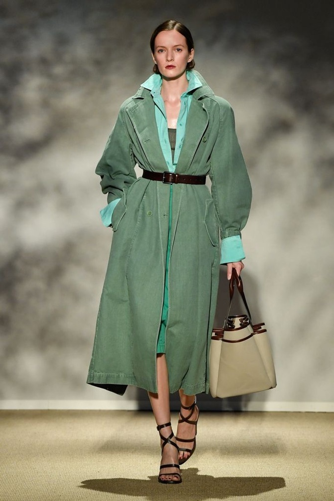 Modische Trenchcoats für Frühling 2026: So gelingt der perfekte Look 12