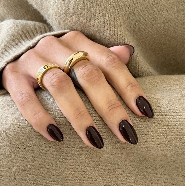 Маникюр 2026: главные тренды года, модные цвета и формы ногтей 19