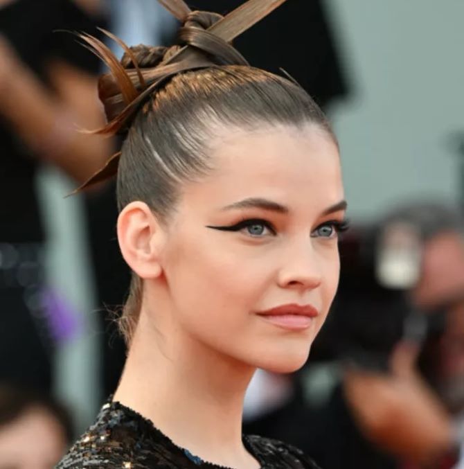 Главные тренды женских причесок на весну 2026 19