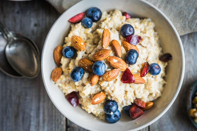 Healthy Breakfasts for Women: The Top 5 Best Recipes 1
