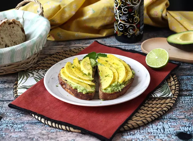 5 Fruit Breakfasts That Will Keep You Full All Day 3