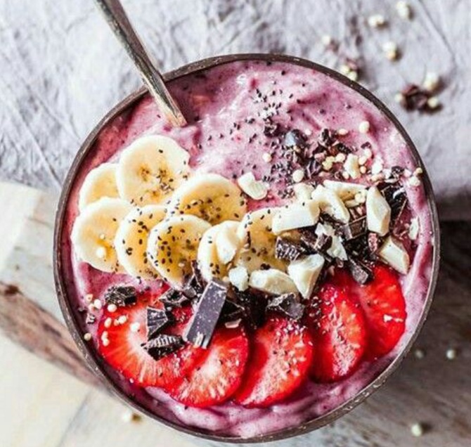 5 Fruit Breakfasts That Will Keep You Full All Day 4