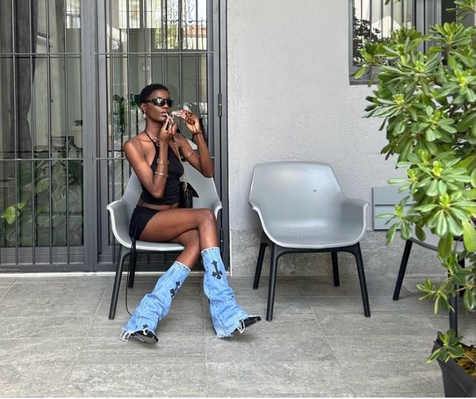 Знов у тренді: модні образи з гетрами 17