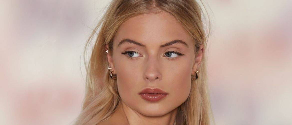 Minimalistic Makeup: How to Create a Fresh Look in 5 Minutes