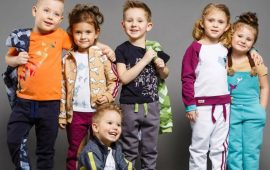 Модная и стильная: как выбрать обувь и одежду для детей