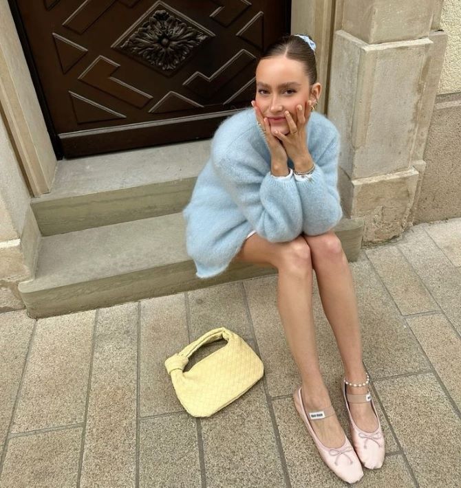 Как выглядеть моложе с помощью цвета одежды 9