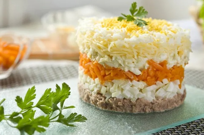 5 Easter Salads That Will Brighten Your Festive Table 4