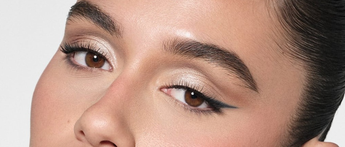 Модні брови на літо 2026 року: яку форму вибрати