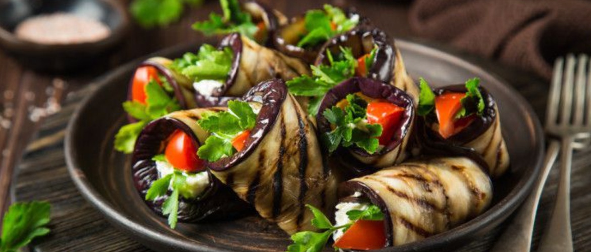 Что приготовить из баклажанов быстро и вкусно: ТОП рецептов