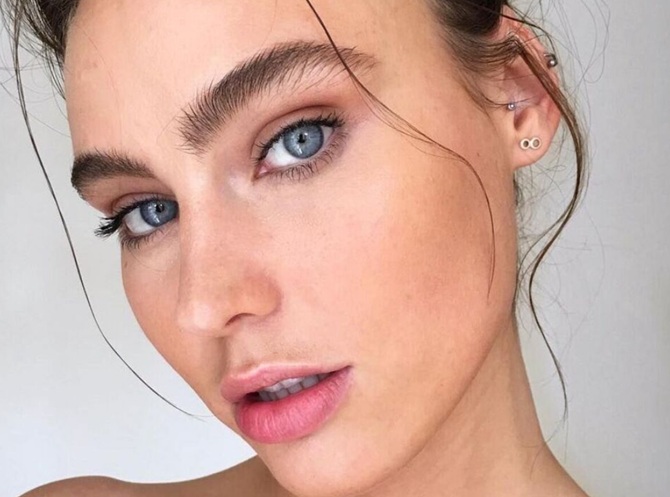 Модные брови на лето 2026 года: какую форму выбрать 1
