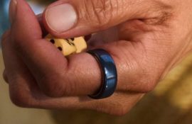 Oura Ring vs Apple Watch: що краще для здоров’я?